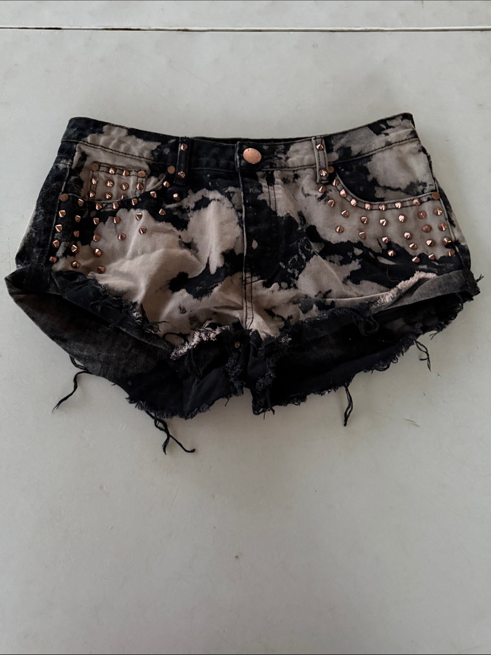 NWT Signature8 Studded Tie-Dye Distressed Denim Shorts - Black & Cream